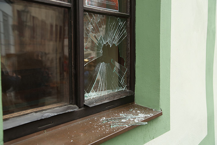 A2B Glass are able to board up broken windows while they are being repaired in Fulham.